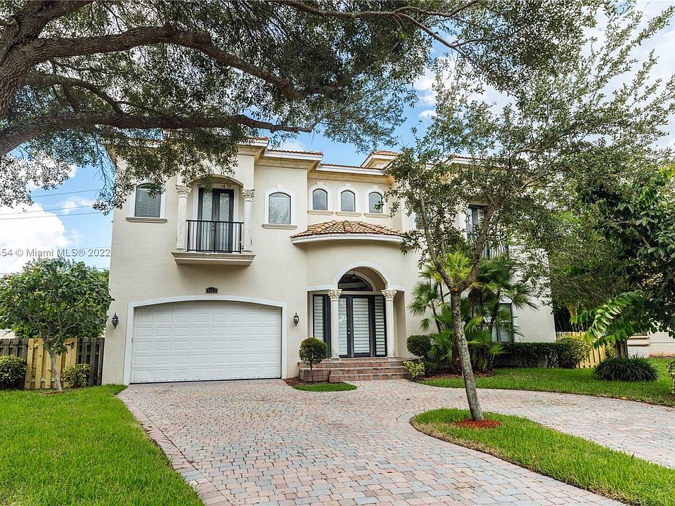 1st image of 4522 NW 67th Ave #4552