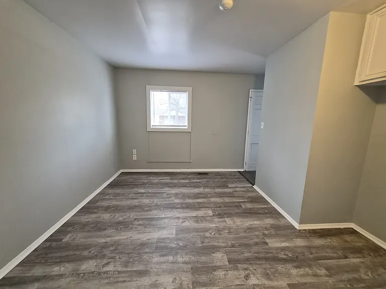 3525 Luewan Ct — Photo 9