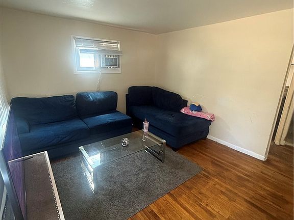 4th image of 14913 Lotus Dr