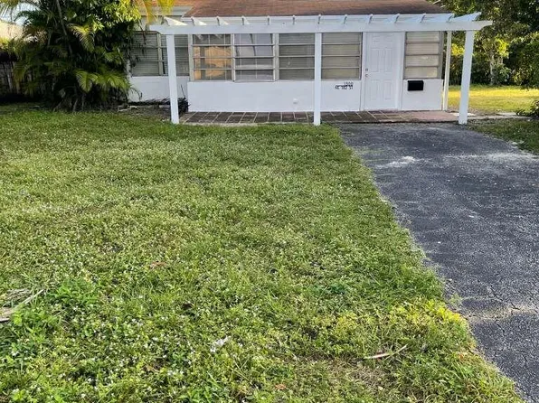 1300 NE 182nd Street, North Miami Beach, FL 33162