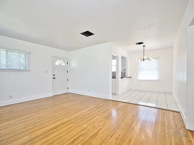6153 Clybourn Ave #6153 — Photo 5