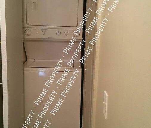 5th image of 113 1/2 S 3rd St #2
