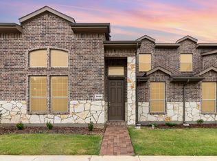 3060 Solona Cir, Denton, TX 76207