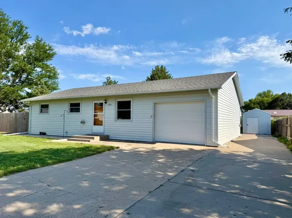 1224 Court Pl, Colby, KS 67701