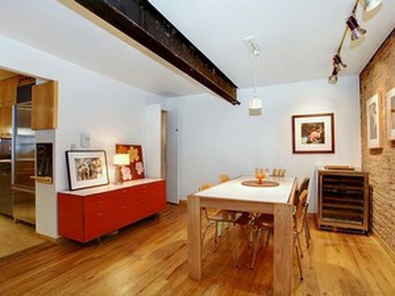 3rd image of 139 W 13th St APT 1C