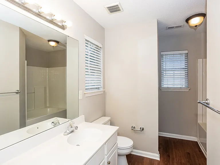 10415 Battle Ct — Photo 13