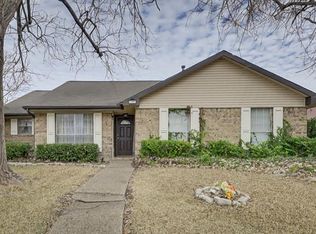 7001 Harvest Hill Dr, Rowlett, TX 75089