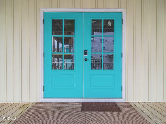 5th image of 120 SE 75th Street