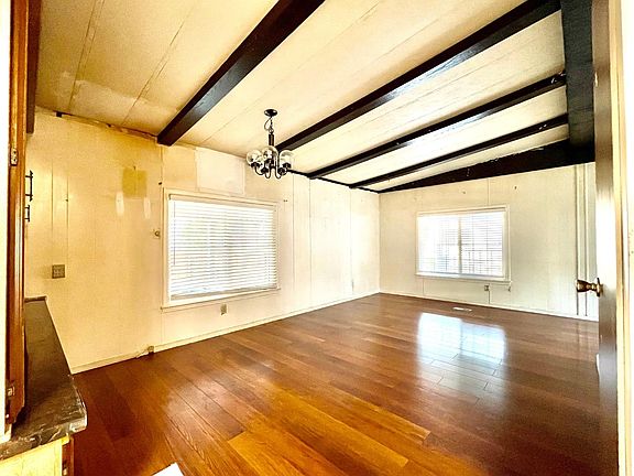 5th image of 1469 Sunbeam Cir #1469