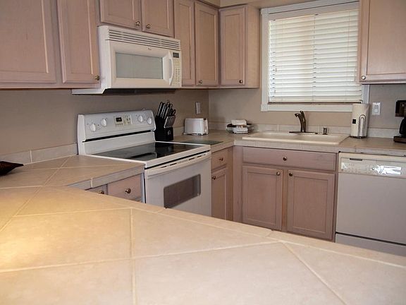 5th image of 7453 Sunset Harbor Dr Unit 106