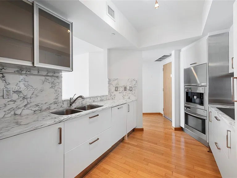 450 Alton Rd #3206 — Photo 8