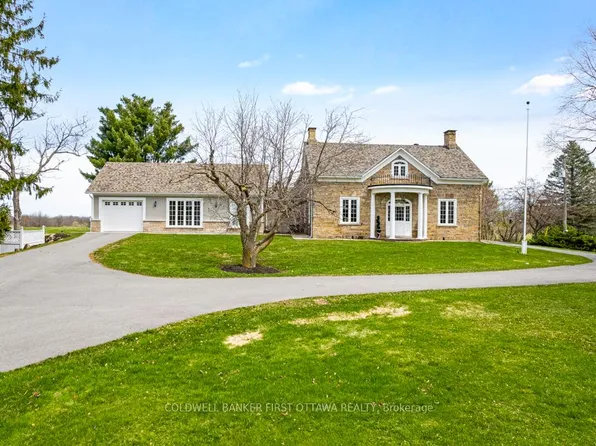 2638 Rideau Ferry Rd, Drummond/north Elmsley, ON K7H 0G5