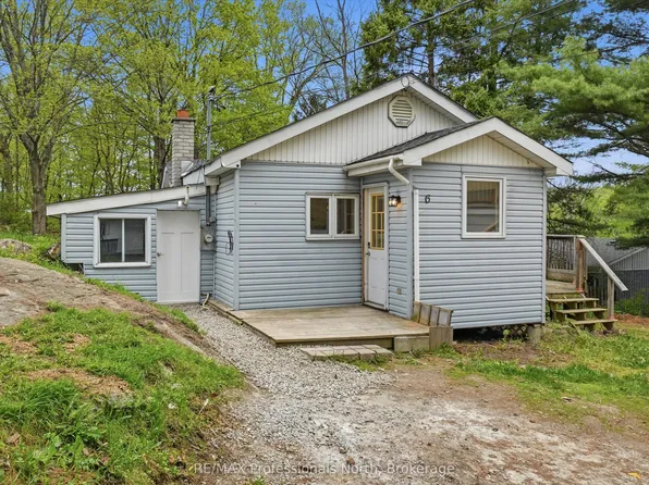 6 Kitchen Rd N, Huntsville, ON P1H 1X9