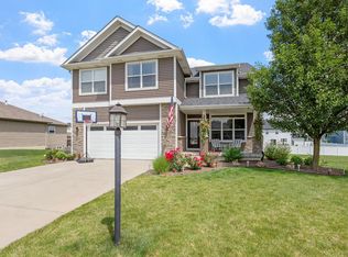 1500 Gates Dr, Schererville, IN 46375