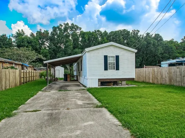 124 Cedar Dr, Belle Chasse, LA 70037