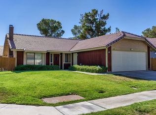 1231 Mountain View Dr, Ridgecrest, CA 93555