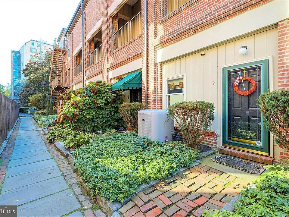 1st image of 1880 Superfine Ln APT 2