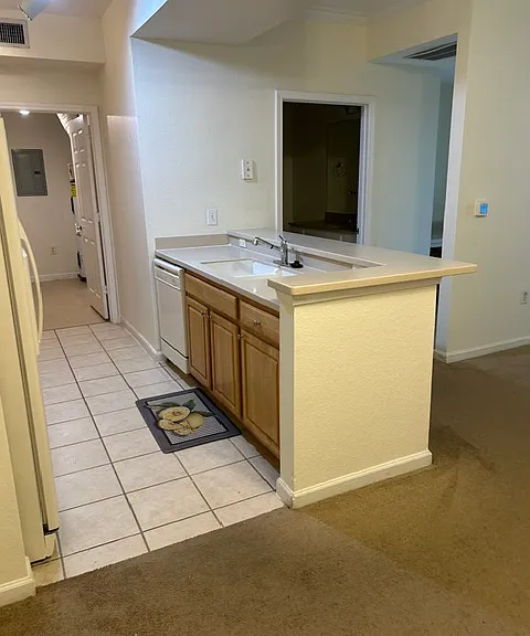 10075 Gate Pkwy N #1610 — Photo 12