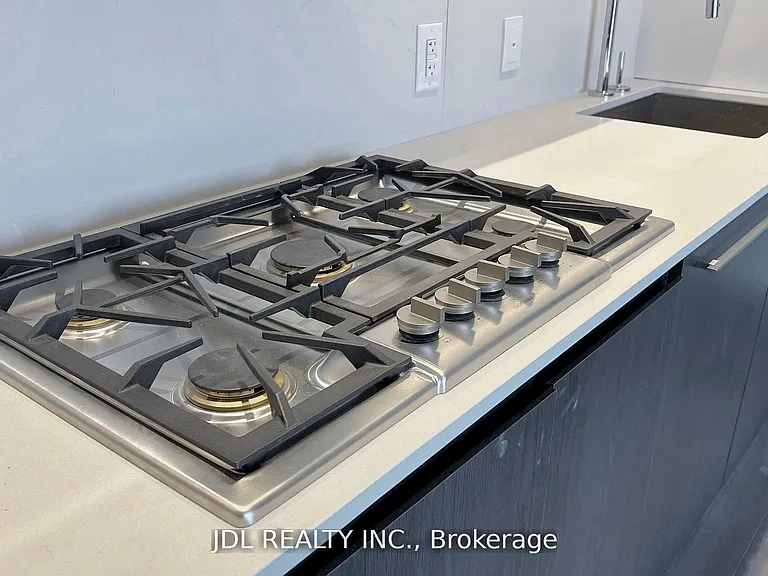 81 Wellesley St E #2101 — Photo 19