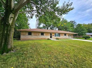 1047 E Logan St, Brownsburg, IN 46112