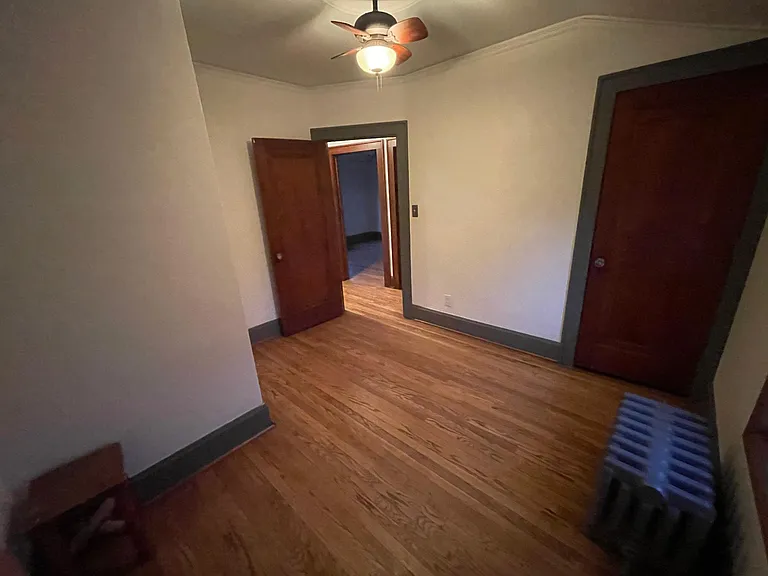 319 Dewey St — Photo 25