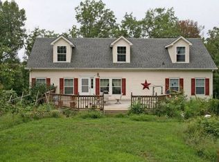 6725 Viscoe Rd, Fairlawn, VA 24141