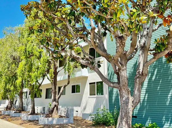 3166 S Sepulveda Blvd Unit 28, Los Angeles, CA 90034