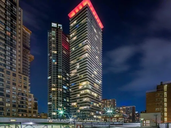 33 Charles St E, Toronto, ON