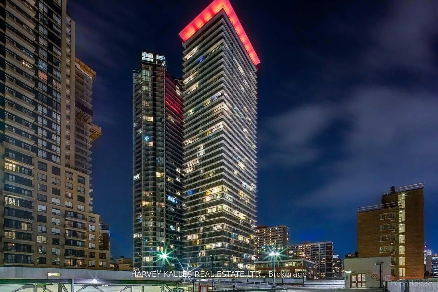 33 Charles St E #Penthouse 4502 photo 1