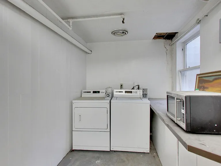 1111 Jones St #5 — Photo 12