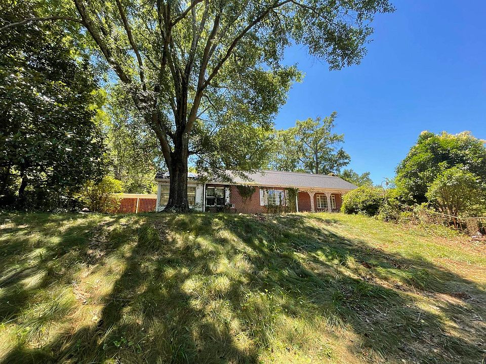 221 Saint Mark Rd, Taylors, SC 29687 Zillow
