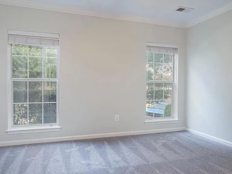 7000 Falls Reach Dr #102 — Photo 28