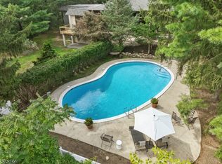 30 Crest Dr, South Orange, NJ 07079