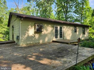 49 No Mans Ln, Augusta, WV 26704