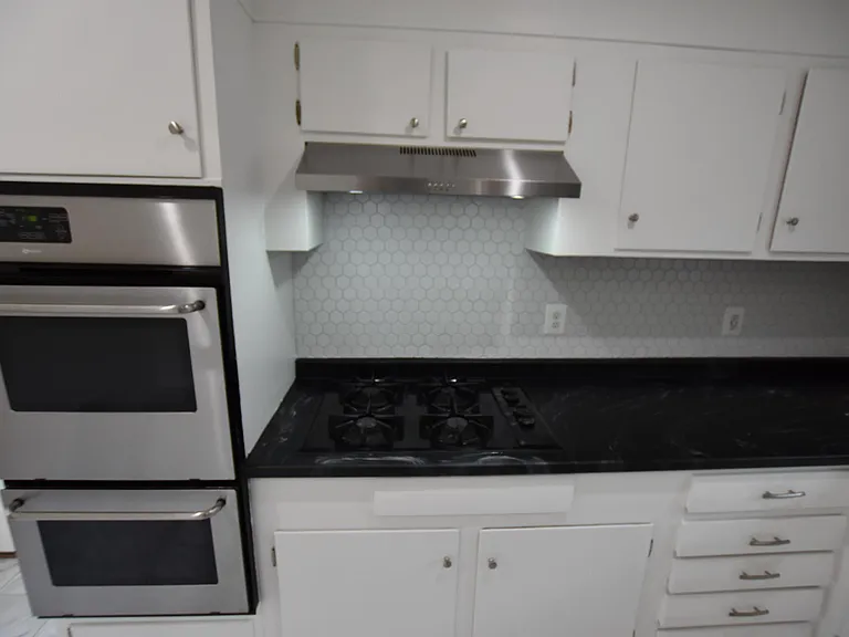 4015 Heathfield Rd — Photo 8