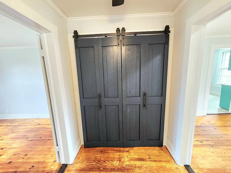 901 Cline St — Photo 14