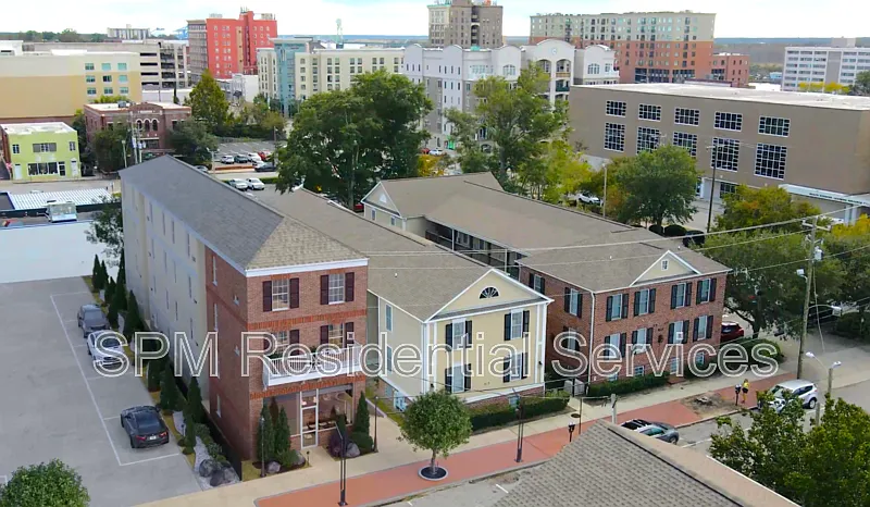 1 bed, 1.0 bath, 550 sqft, $1,200 — Photo 1