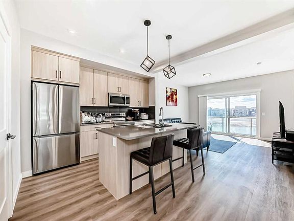 4th image of 55 E Lucas Way NW #3125