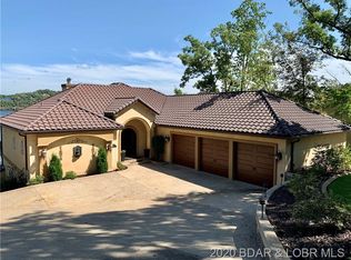 1777 Via Appia Dr, Sunrise Beach, MO 65079