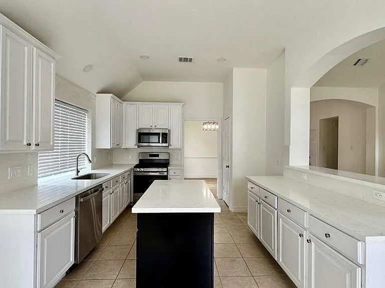 7510 Golden Thistle Ln — Photo 25