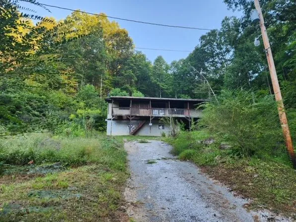 203 Cassie Rd, Viper, KY 41774