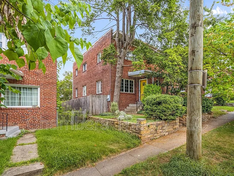 1419 Rittenhouse St NW — Photo 1