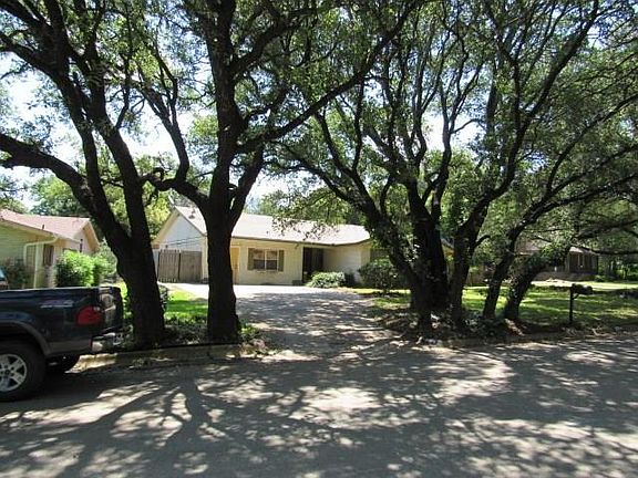 2nd image of 3904 Glenwood Dr