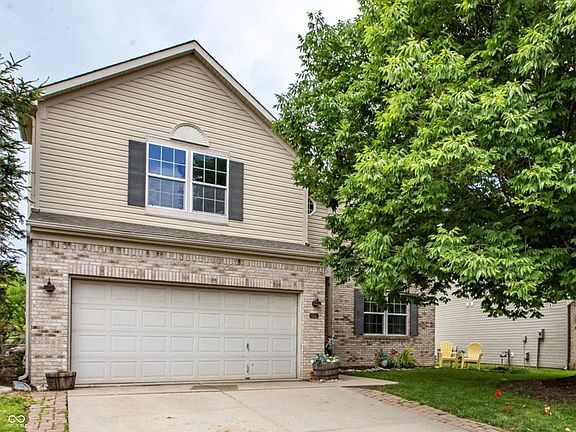 2nd image of 6532 Amherst Way