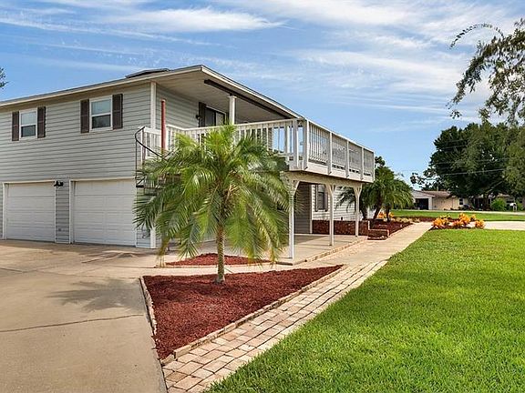 2nd image of 33521 Picciola Dr