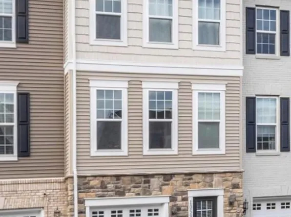 10588 Waterbury Woods Way, Manassas, VA 20112