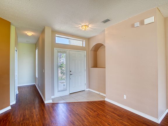 4th image of 125 Opal Hill Cir
