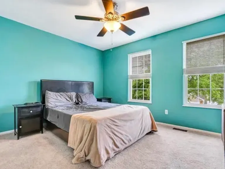 989 Oakwood Farms Ln — Photo 25