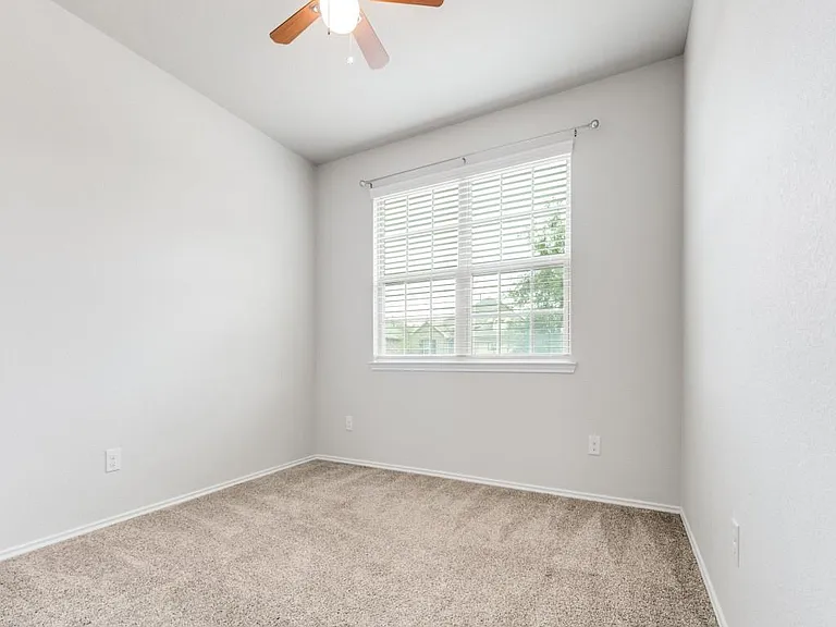 14214 Glacier Bay Ct — Photo 18