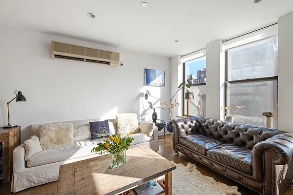 Rented by Douglas Elliman | media 27